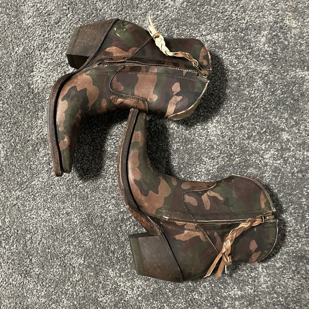 Ariat Camo Ankle Boots